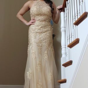 2 piece gold prom dress! Only worn once.